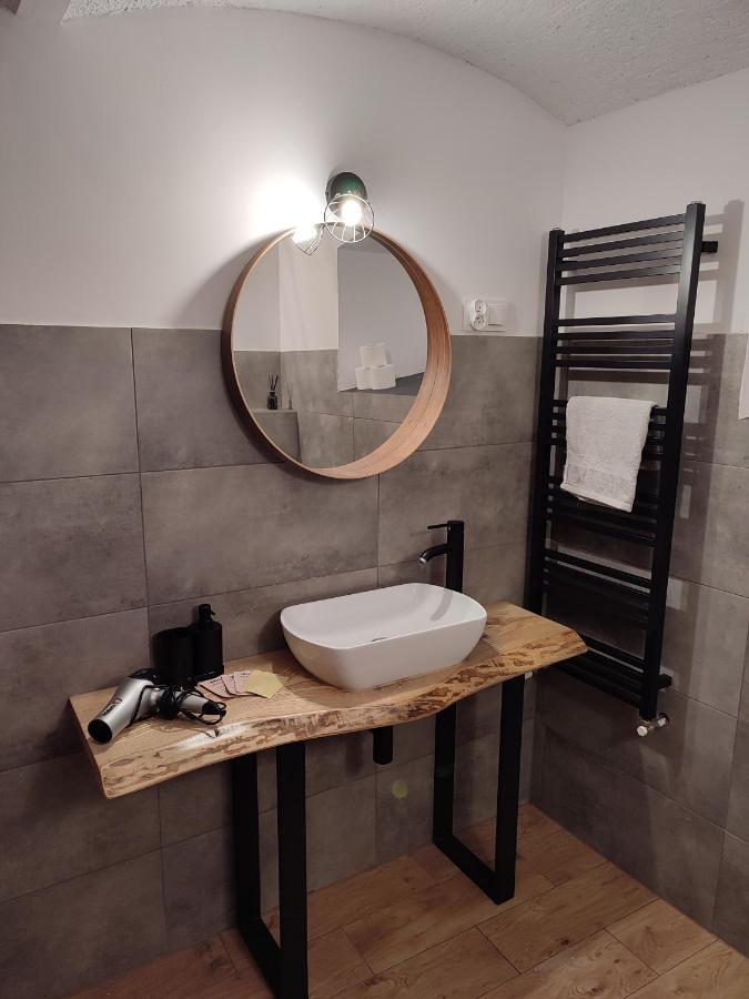 Chata Na Karpackiej Kostrzyca Buitenkant foto