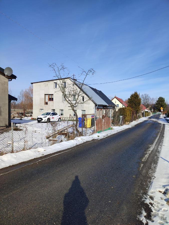 Chata Na Karpackiej Kostrzyca Buitenkant foto
