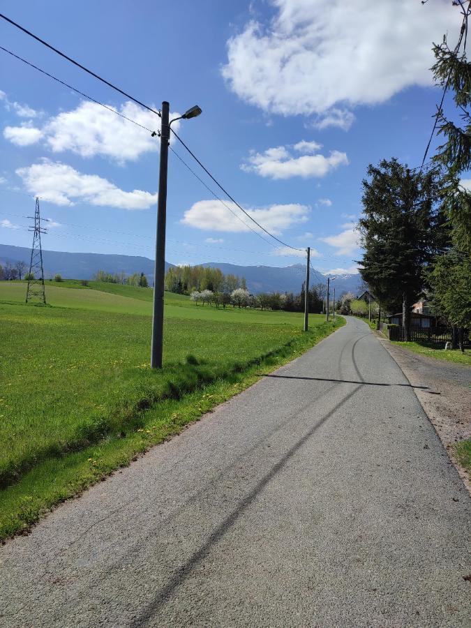 Chata Na Karpackiej Kostrzyca Buitenkant foto